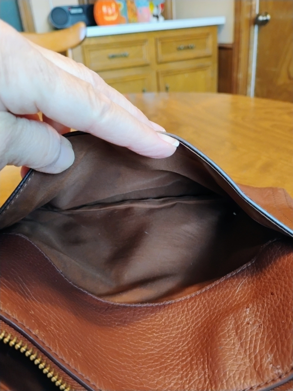 Fossil Brown Pebbled Leather Zip Top Crossbody Bag Adjustable Strap. Pockets - Picture 7 of 12
